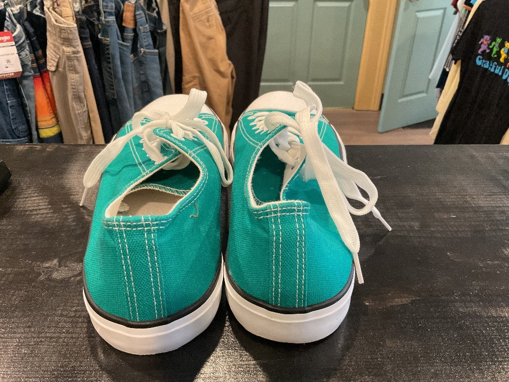 Brand new knockoff converse size 10|271