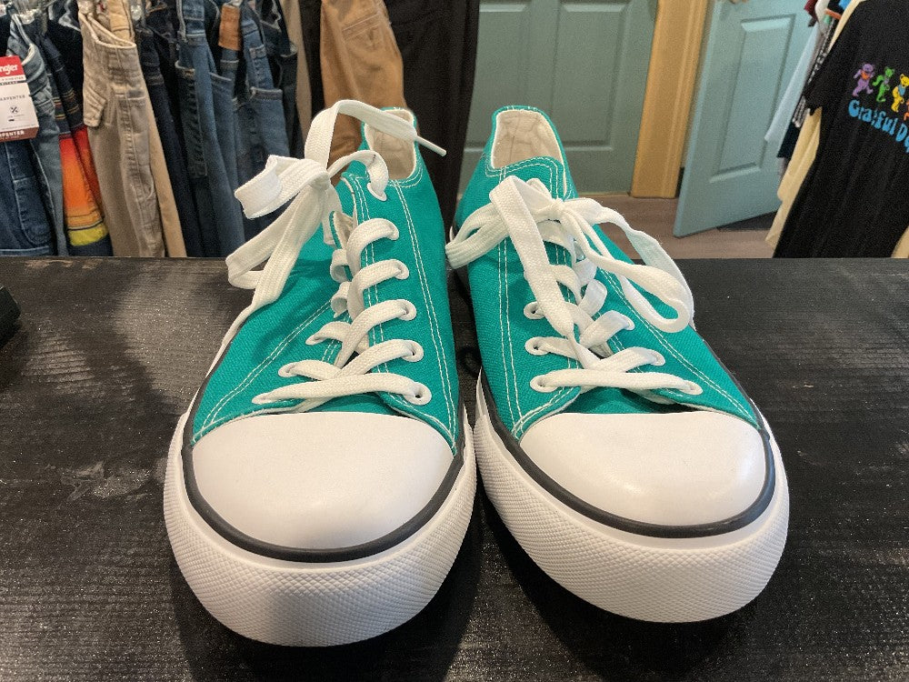 Brand new knockoff converse size 10|270